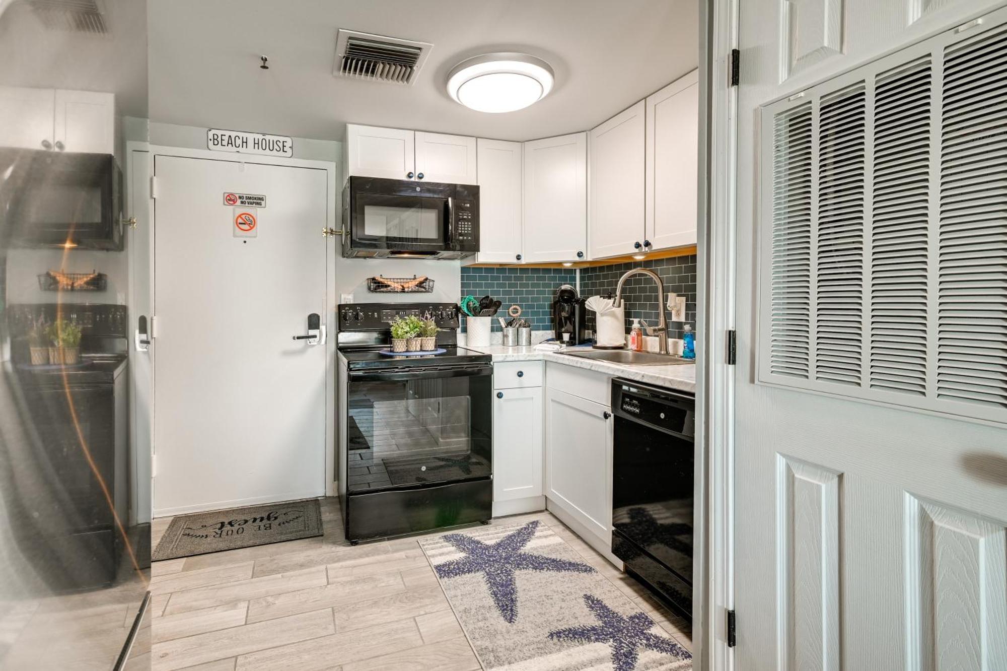 Renovated Oceanfront Resort Condo With Balcony Myrtle Beach Extérieur photo